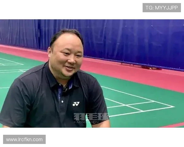 成都羽毛球队防反体系解析与战术运用探讨